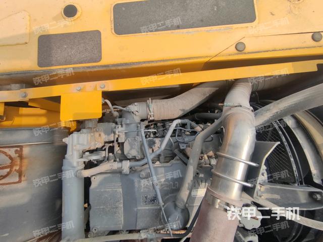 氣門室蓋螺絲特寫（上車部件）