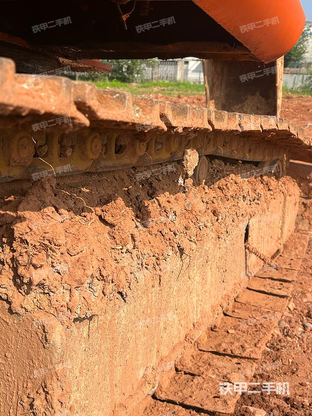 单侧履带整体（整机外观）