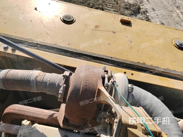 气门室盖螺丝特写（上车部件）