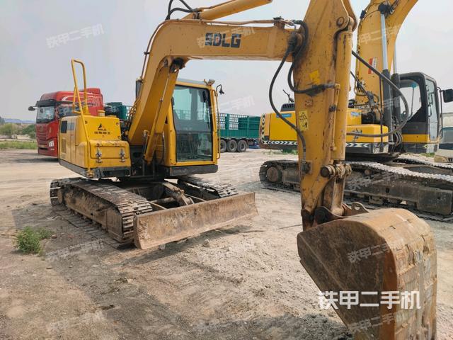 右前45(整機(jī)外觀) 右前45(整機(jī)外觀)