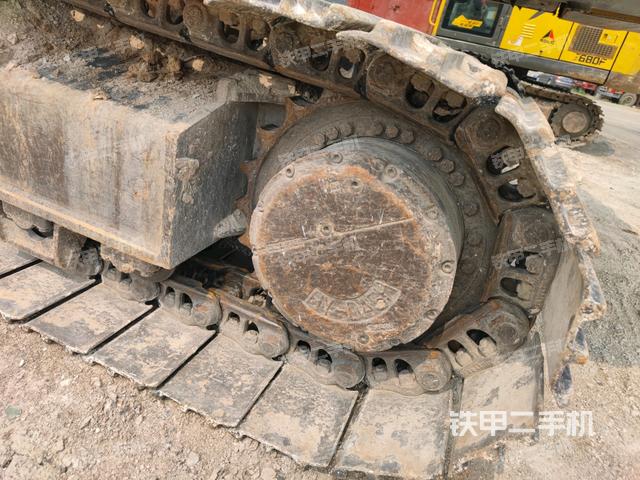 左驱动轮（行走机构）