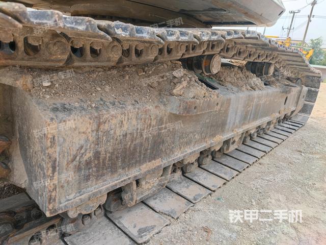 右侧履带整体（行走机构）