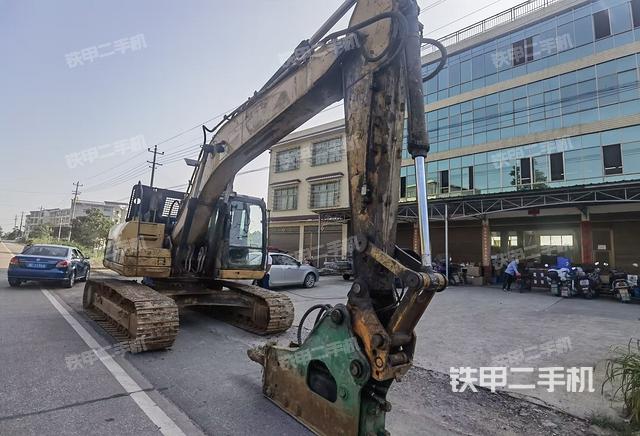 卡特彼勒323DL挖掘機
