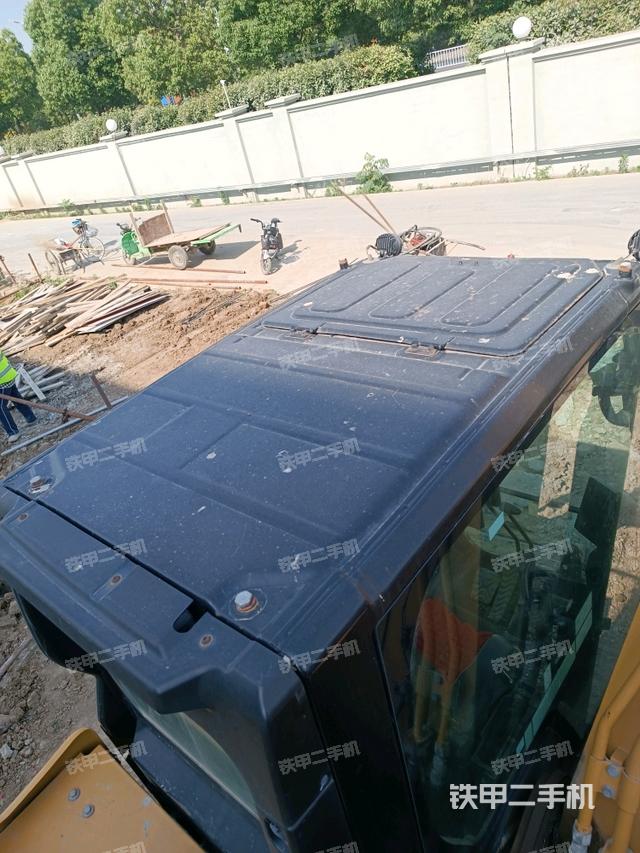 驾驶室顶部俯视（上车部件）