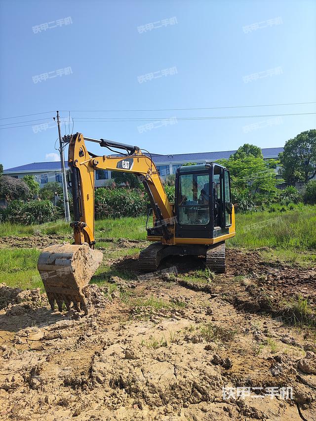 卡特彼勒CAT®305.5E2 小型液压挖掘机