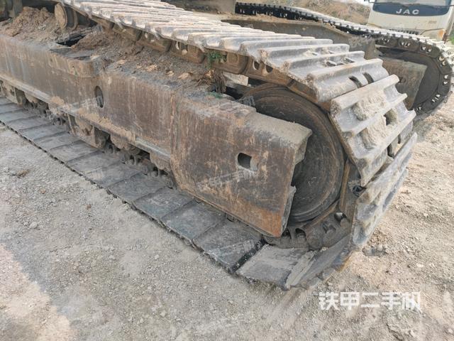 左導(dǎo)向輪（行走機(jī)構(gòu)）