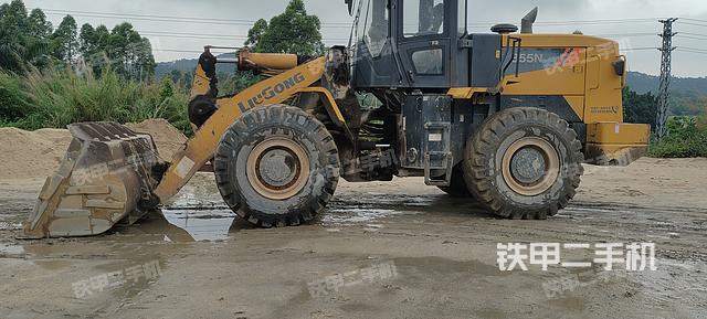 工作装置整体（整机外观及大件）