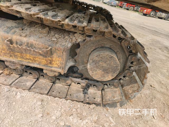 左驅(qū)動(dòng)輪(行走機(jī)構(gòu)) 左驅(qū)動(dòng)輪(行走機(jī)構(gòu))