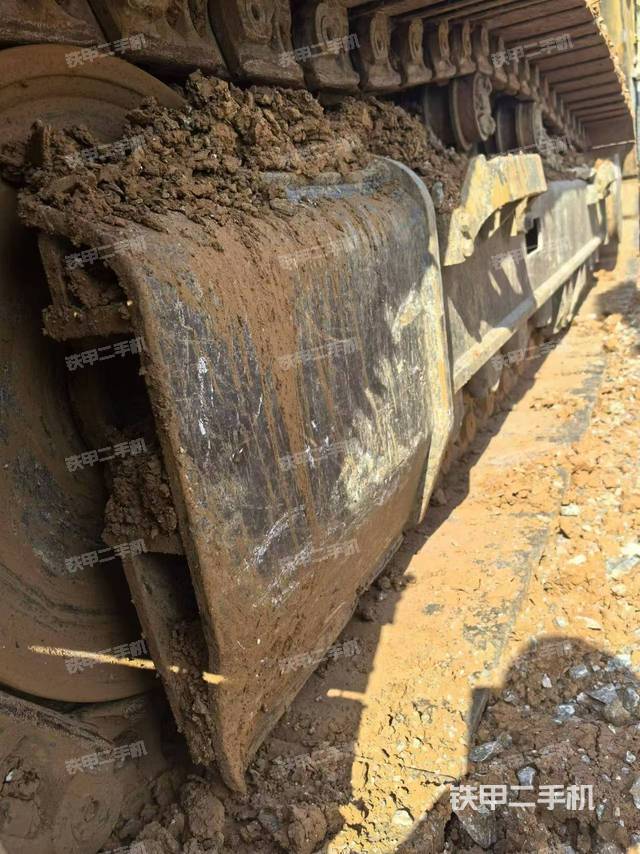 驾驶室整体（整机外观）