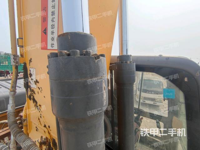 大臂油缸整體?豎拍（工作和回轉(zhuǎn)裝置）