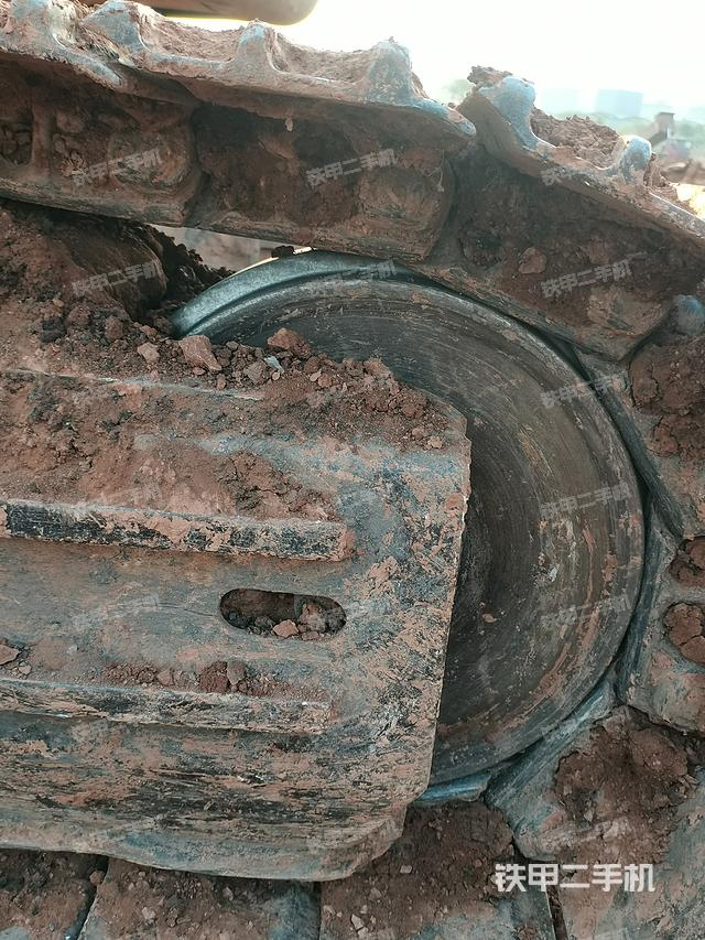 单侧履带整体（整机外观）