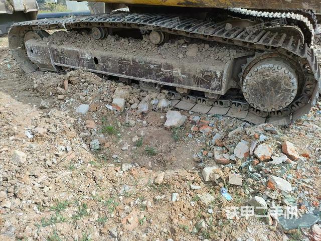 单侧履带整体（整机外观）