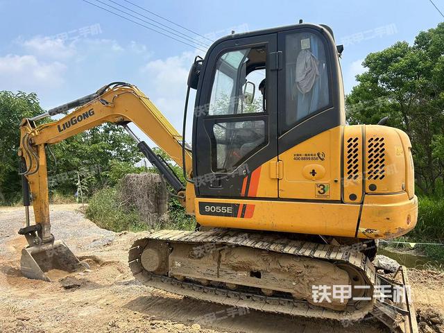 柳工CLG9055E挖掘机