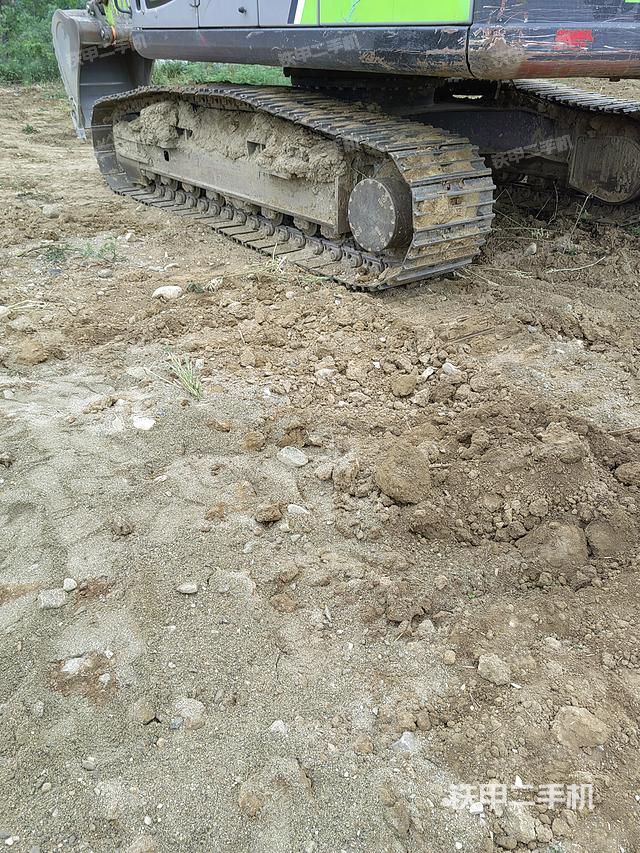 单侧履带整体（整机外观）