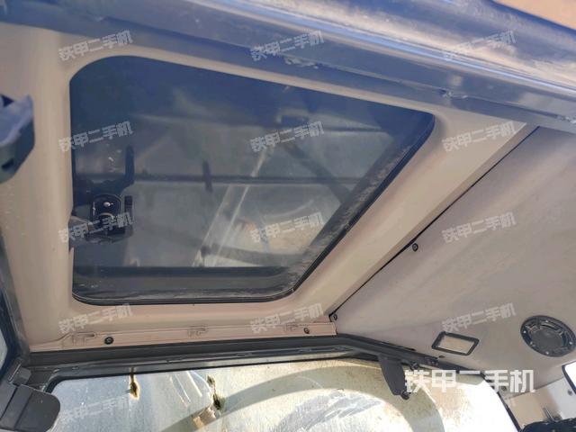 座椅后部（驾驶室部分）