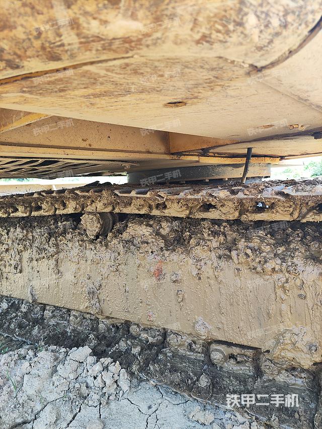 单侧履带整体（整机外观）