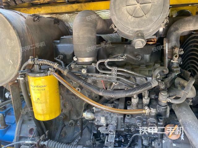 发动机整体俯视（整机外观）