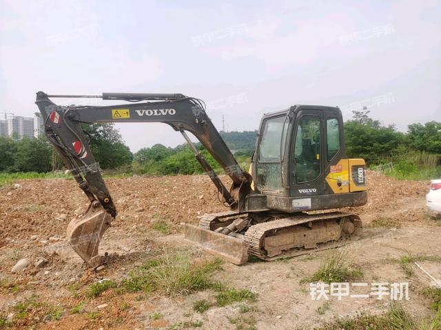 沃尔沃EC55D挖掘机