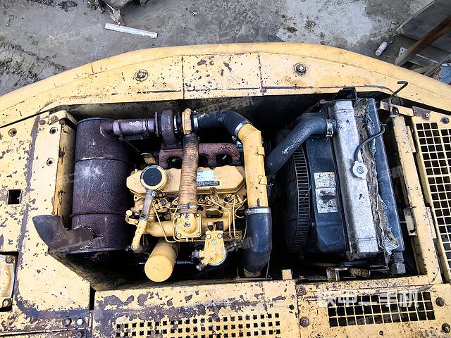 发动机整体俯视（整机外观）