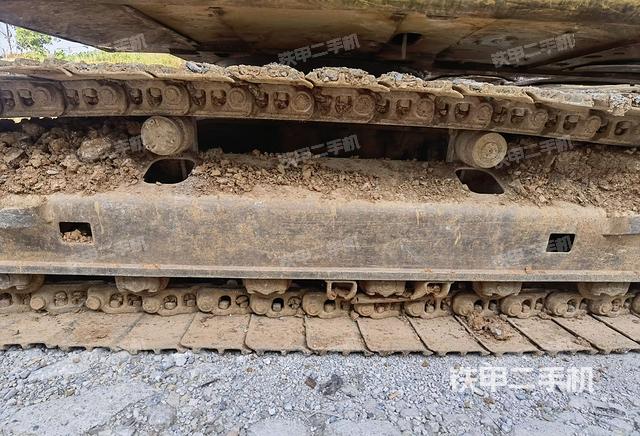 单侧履带整体（整机外观）