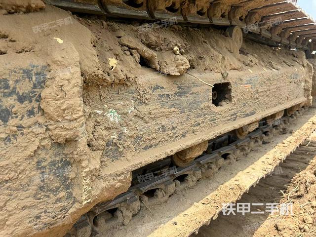 单侧履带整体（整机外观）