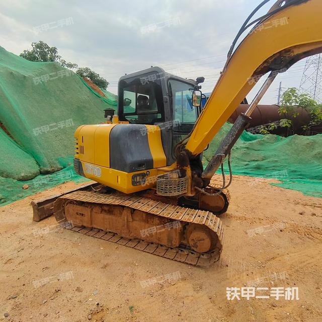 驾驶室整体（整机外观）