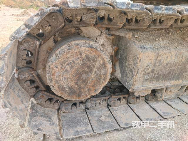 右驅(qū)動(dòng)輪（行走機(jī)構(gòu)）