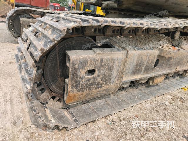 右侧行走马达盖板（行走机构）