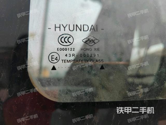 后窗玻璃角標(biāo)(駕駛室部分) 后窗玻璃角標(biāo)(駕駛室部分)