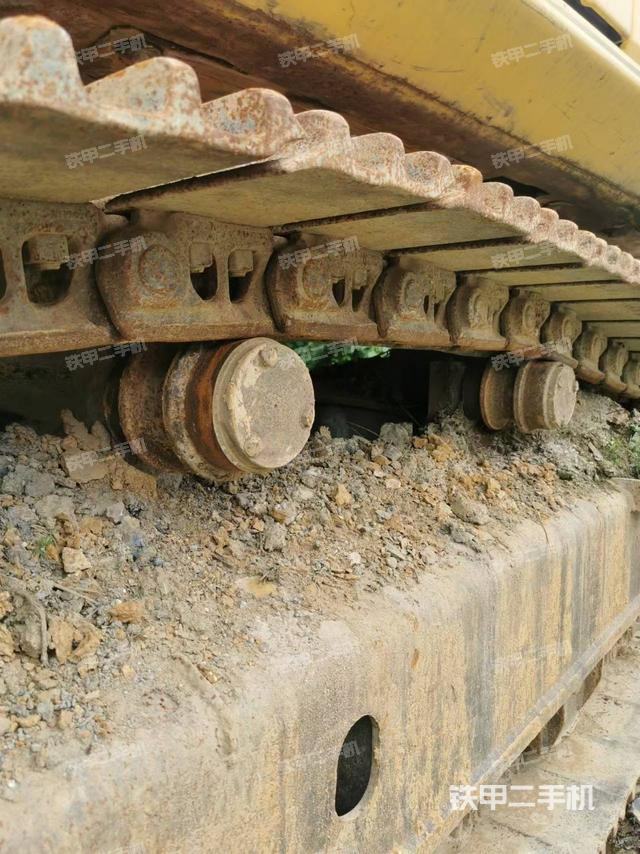 单侧履带整体（整机外观）