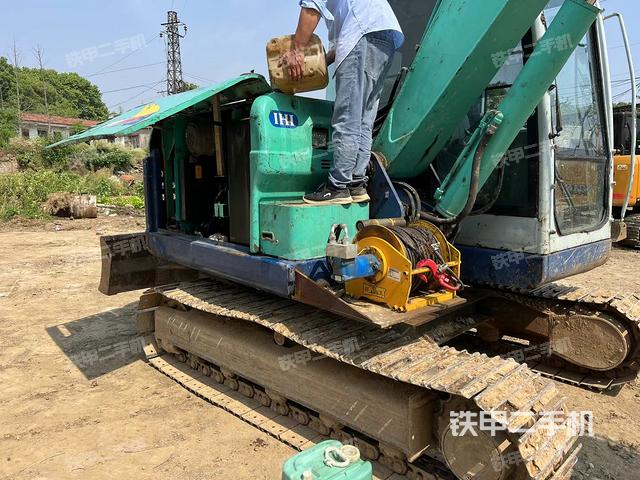 驾驶室整体（整机外观）