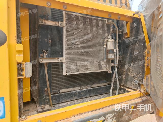 散熱器正面（大件艙室）