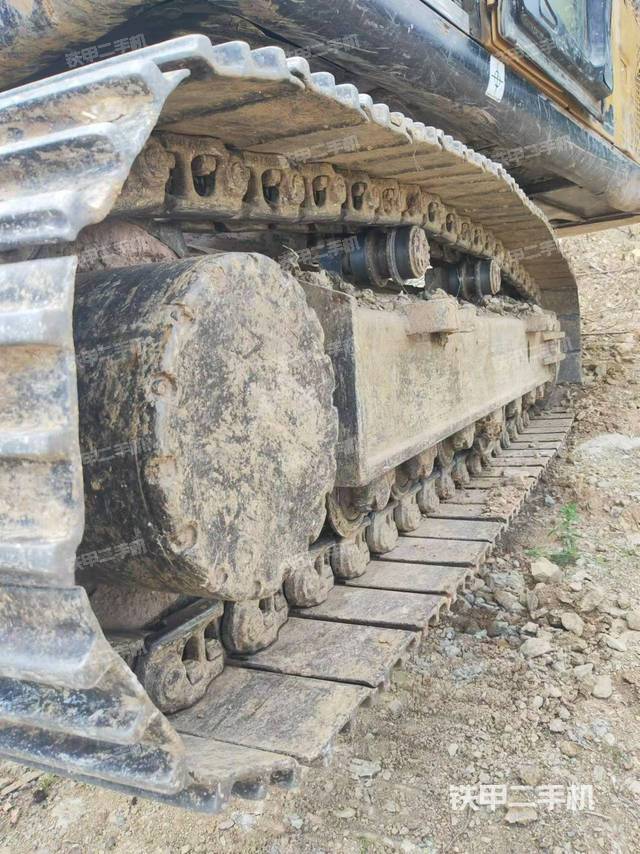 单侧履带整体（整机外观）