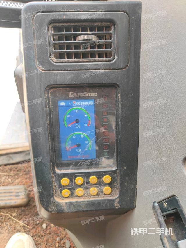 顯示屏?(駕駛室部分) 顯示屏?(駕駛室部分)