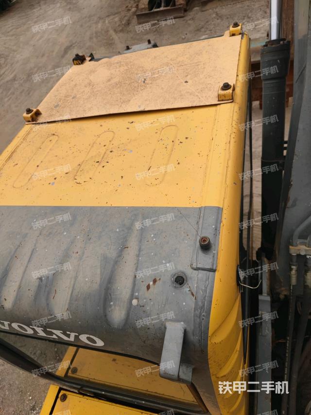 駕駛室頂部俯視（上車部件）