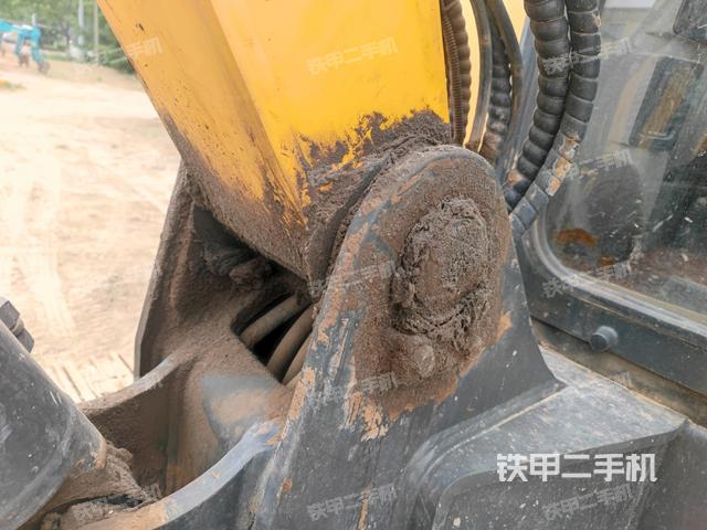 大臂根部?斜(工作和回轉(zhuǎn)裝置) 大臂根部?斜(工作和回轉(zhuǎn)裝置)