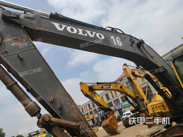 大臂整體?右側(cè)（工作和回轉(zhuǎn)裝置）