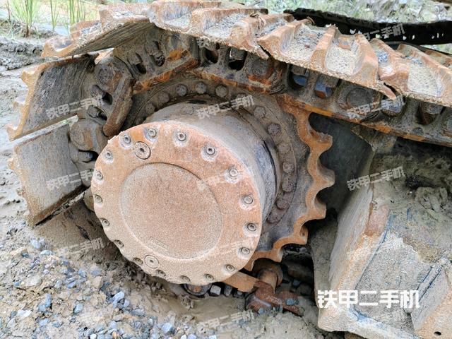 单侧履带整体（整机外观）