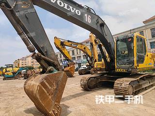 濰坊沃爾沃EC210B挖掘機(jī)實拍圖片