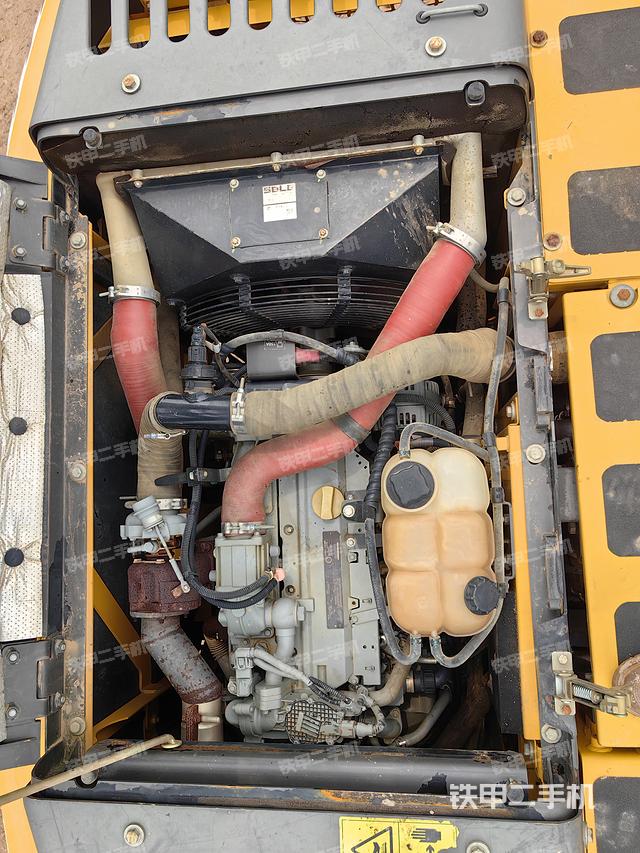 发动机整体俯视（整机外观）