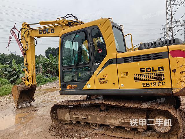 山東臨工E6125F挖掘機(jī)