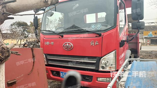 整机左侧（设备外观及核心部件）