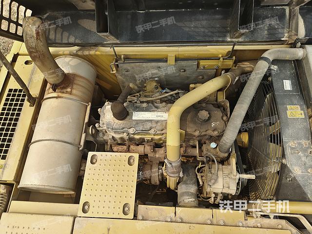 发动机整体俯视（整机外观）