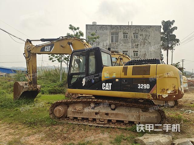 驾驶室顶部（整机外观）