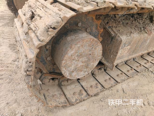 左驅(qū)動(dòng)輪(行走機(jī)構(gòu)) 左驅(qū)動(dòng)輪(行走機(jī)構(gòu))