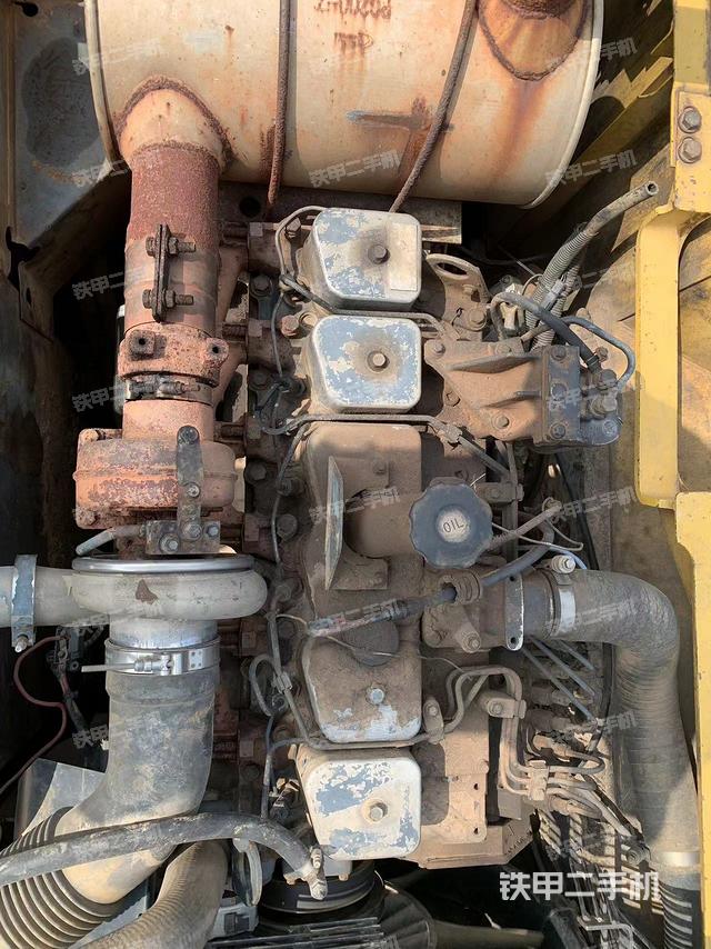 发动机整体俯视（整机外观）