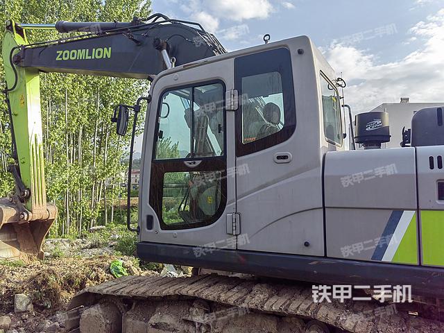 驾驶室整体（整机外观）