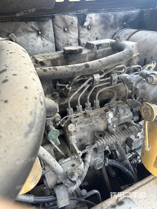 发动机整体俯视（整机外观）