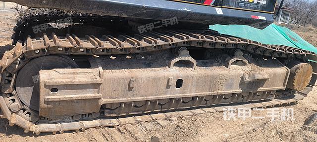 单侧履带整体（整机外观）