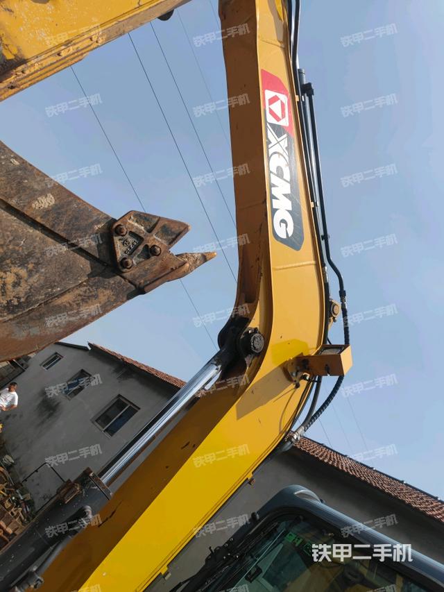 大臂整體?右側(工作和回轉裝置) 大臂整體?右側(工作和回轉裝置)